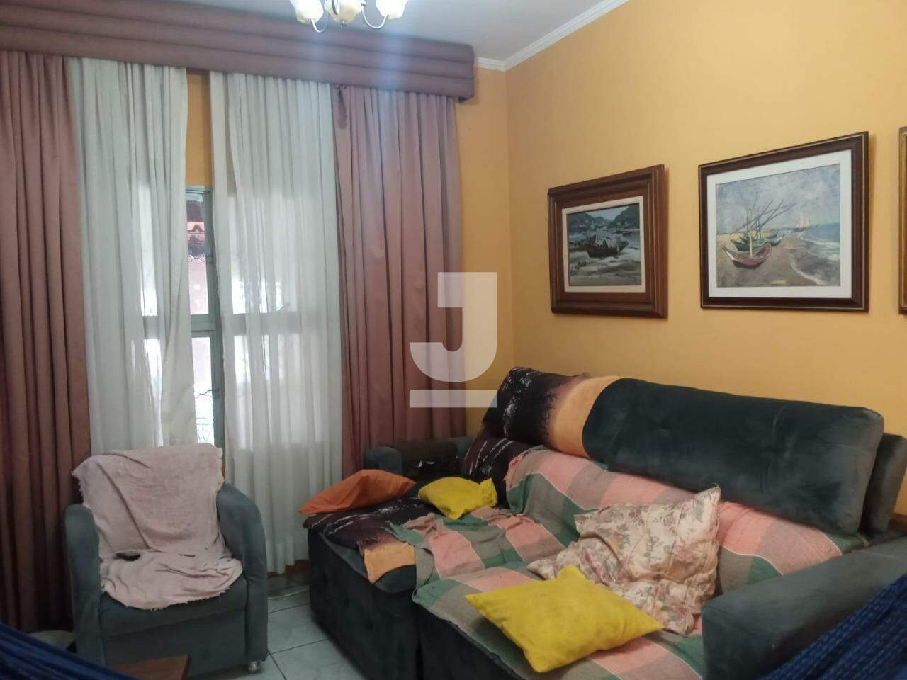 Casa à venda com 2 quartos, 92m² - Foto 2