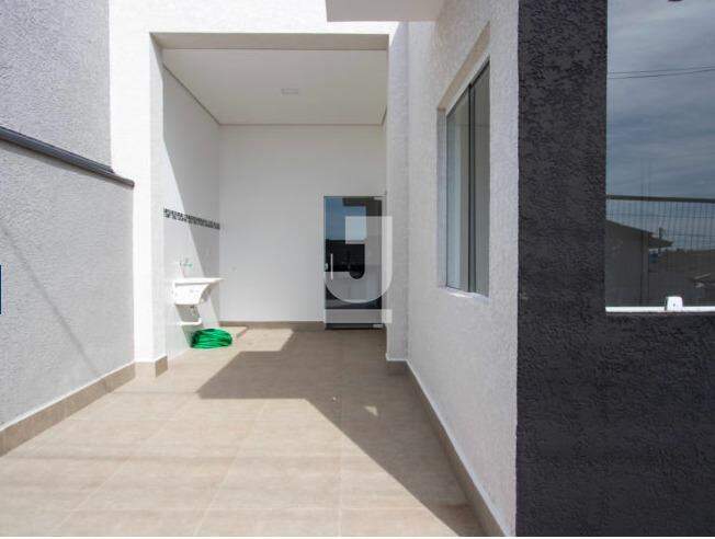 Casa à venda com 3 quartos, 150m² - Foto 4