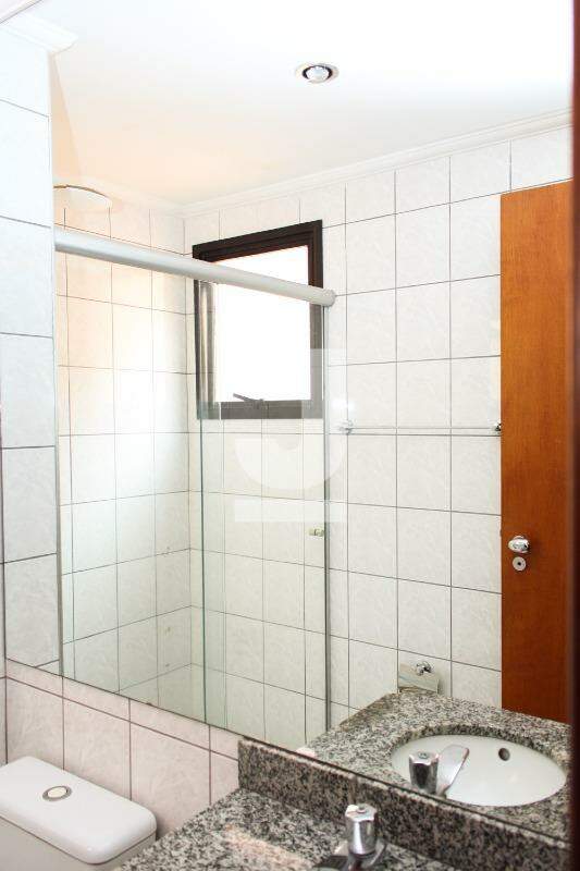 Apartamento à venda com 3 quartos, 84m² - Foto 17