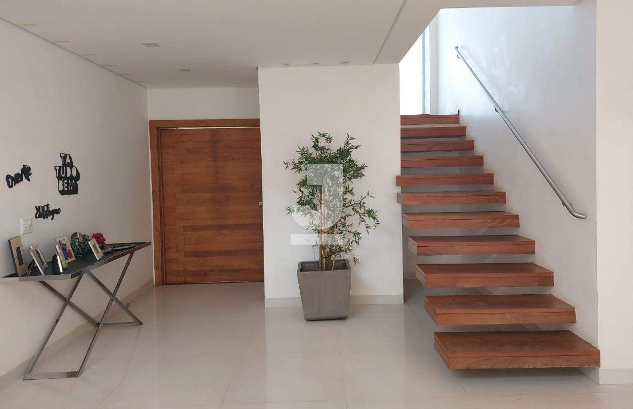 Casa à venda com 5 quartos, 350m² - Foto 4