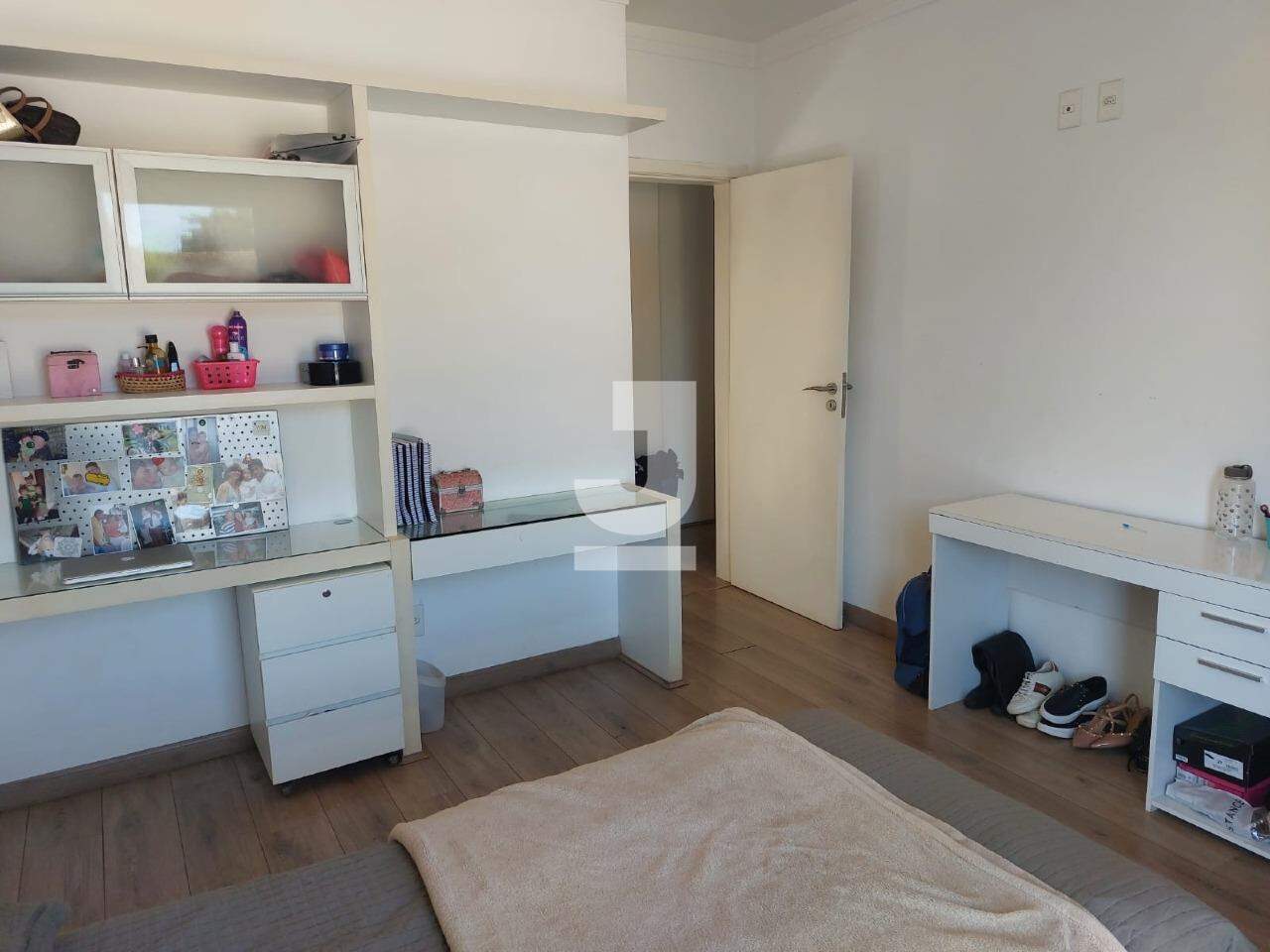 Casa à venda com 5 quartos, 350m² - Foto 14