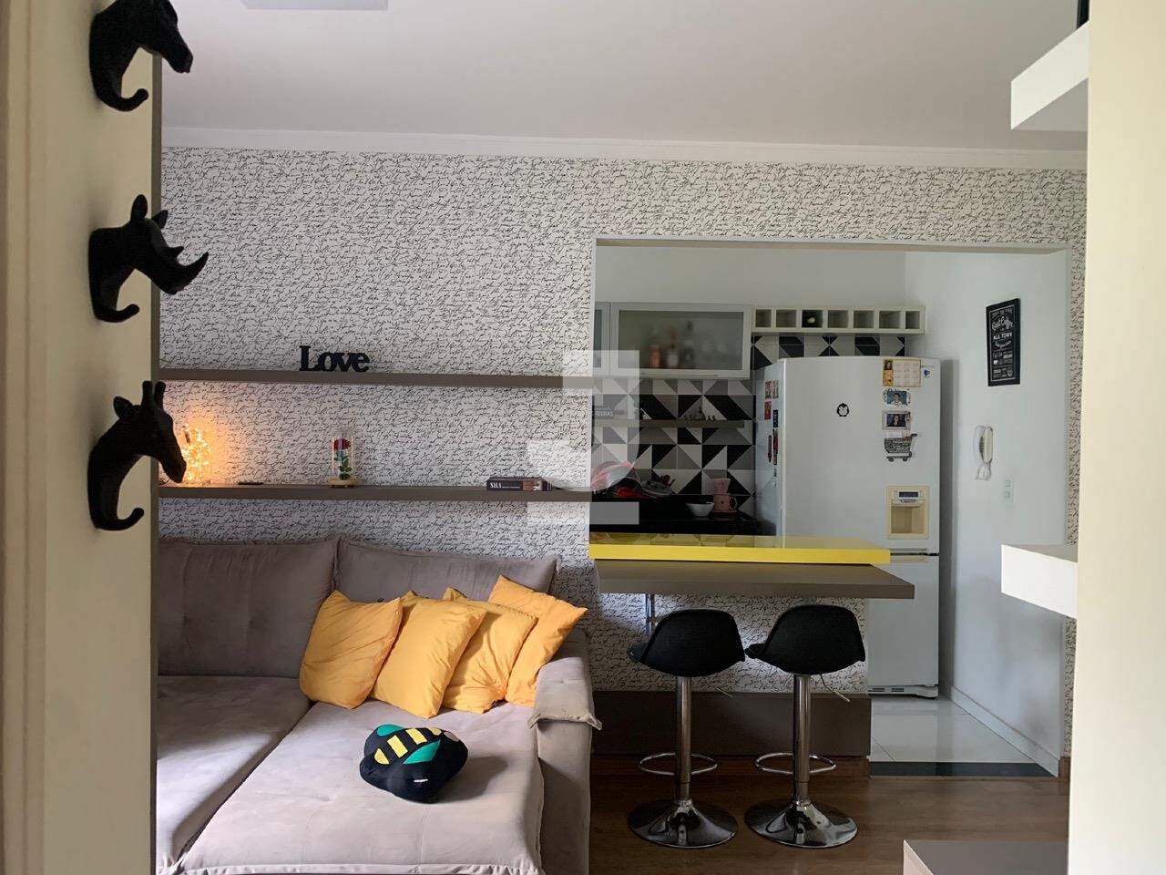 Apartamento à venda com 3 quartos, 140m² - Foto 3