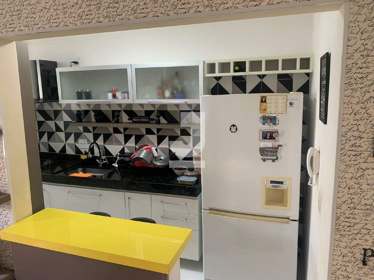 Apartamento à venda com 3 quartos, 140m² - Foto 10