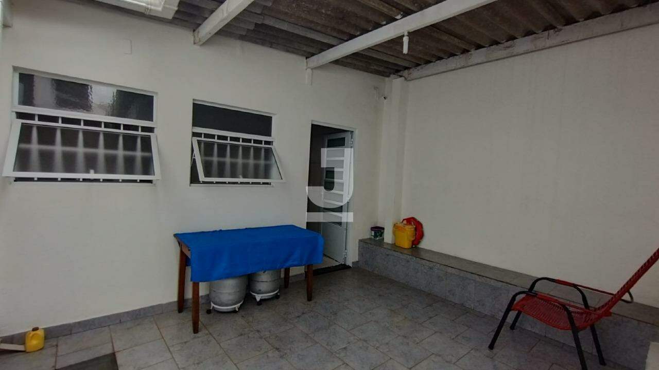 Casa à venda com 3 quartos, 180m² - Foto 23