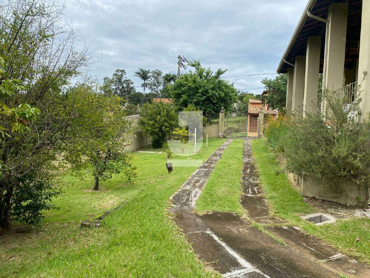 Fazenda à venda com 3 quartos, 290m² - Foto 2