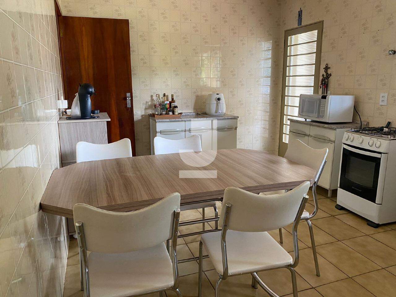 Fazenda à venda com 3 quartos, 290m² - Foto 8