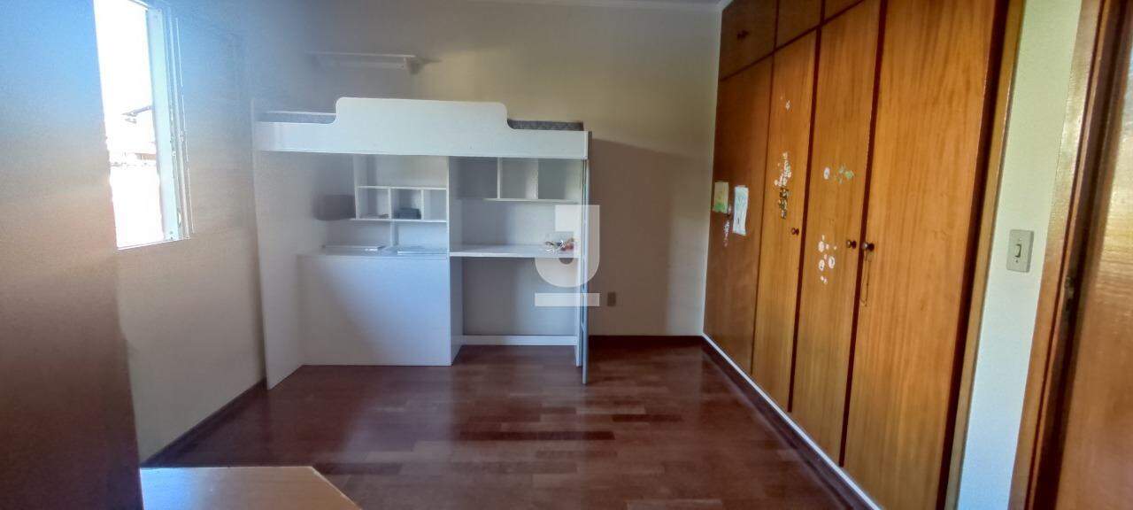 Casa à venda com 4 quartos, 220m² - Foto 29