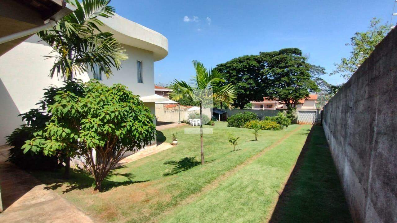 Fazenda à venda com 4 quartos, 276m² - Foto 2