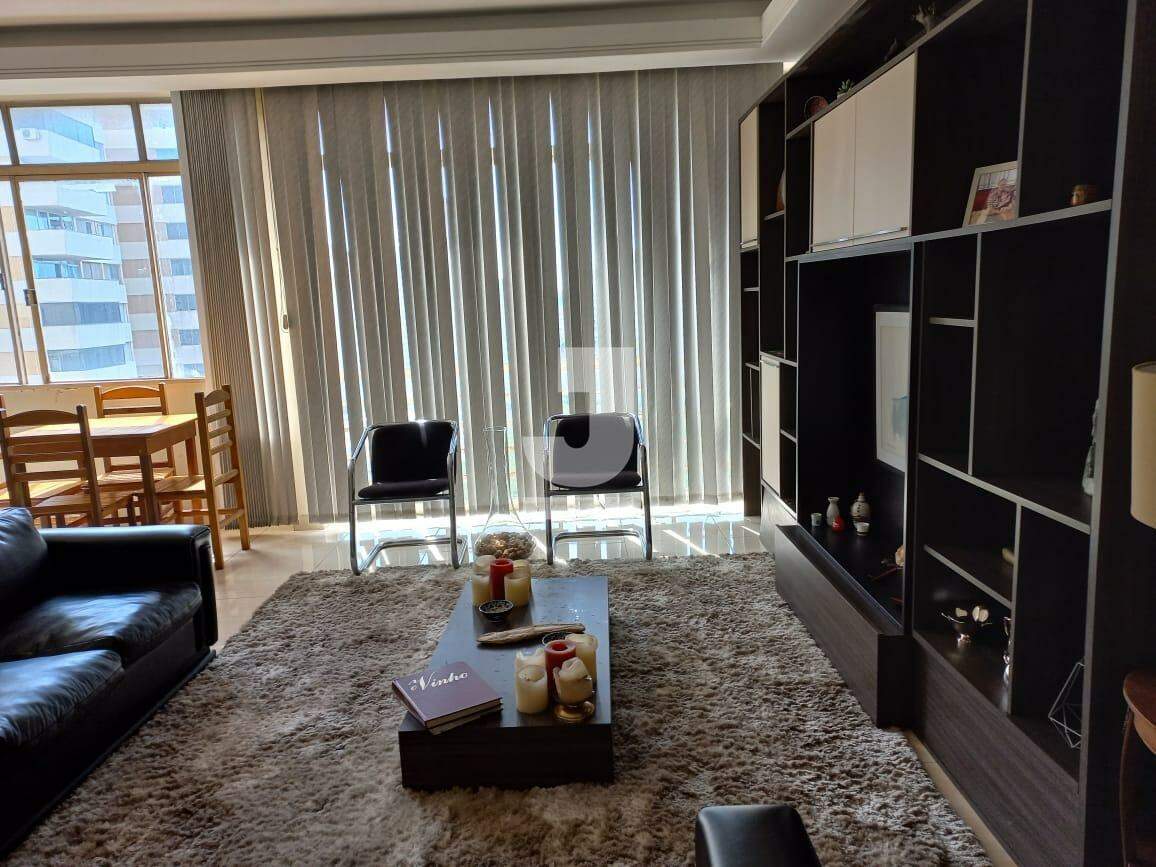 Apartamento à venda com 3 quartos, 175m² - Foto 4