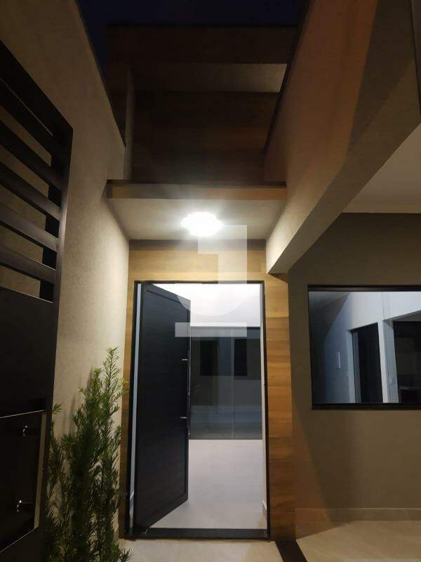 Casa à venda com 3 quartos, 108m² - Foto 2