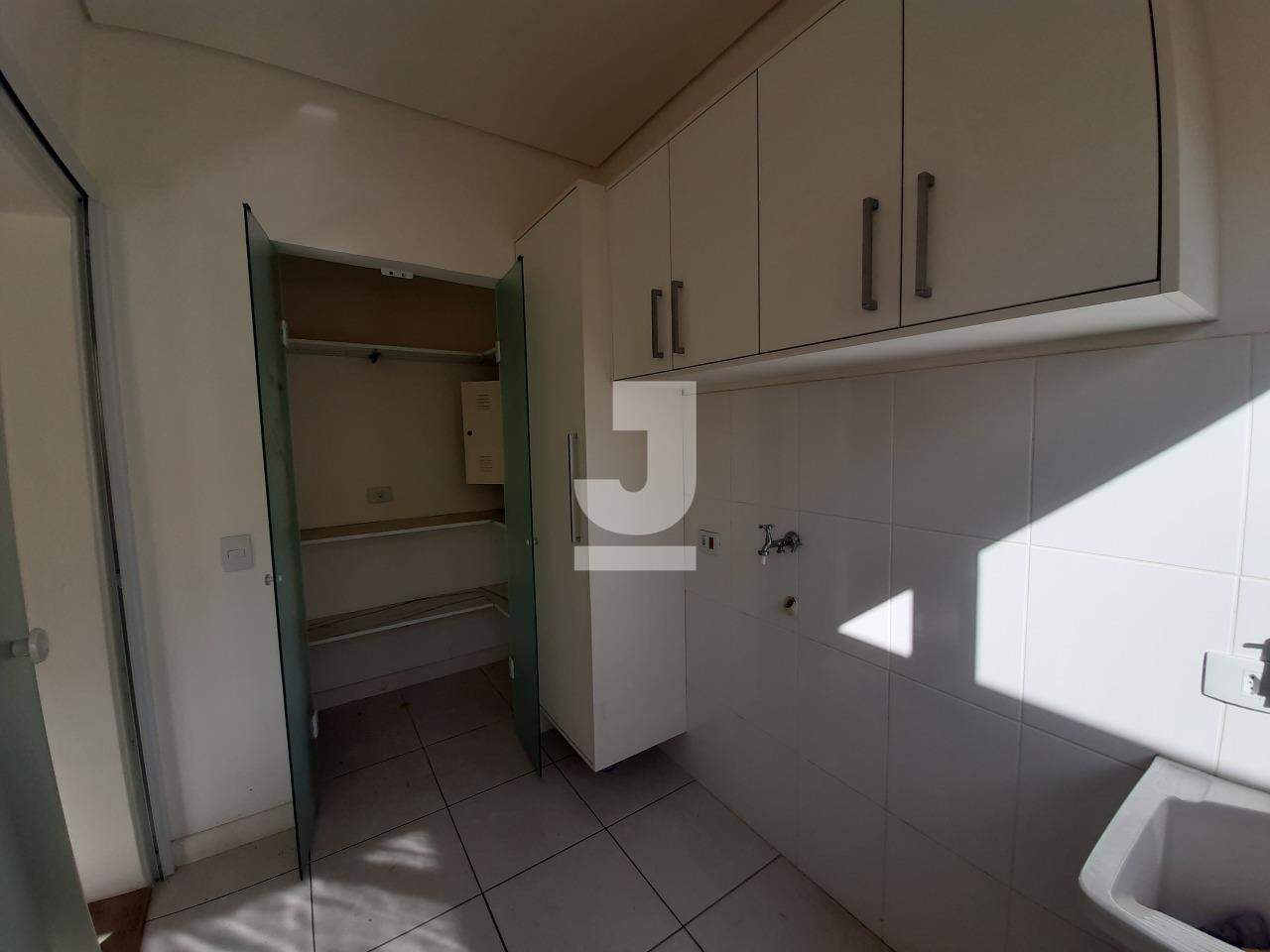 Casa de Condomínio à venda com 4 quartos, 250m² - Foto 11