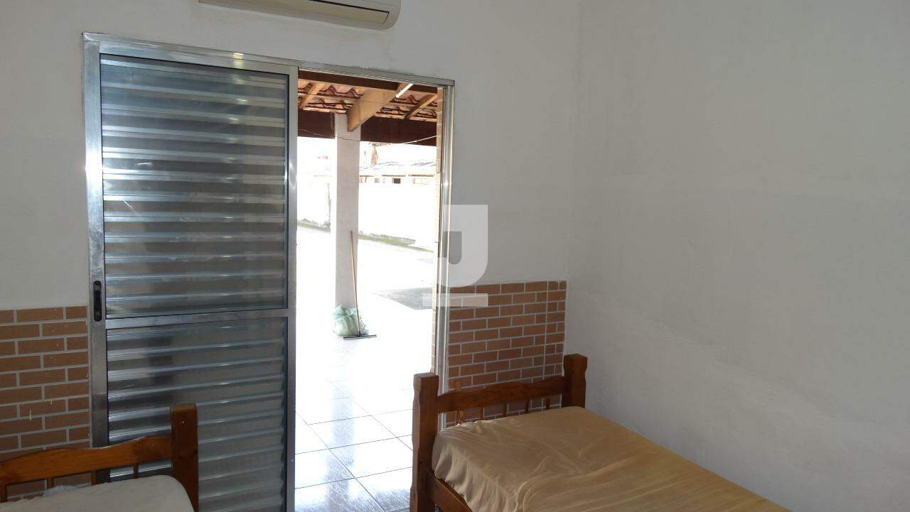 Casa à venda com 2 quartos, 60m² - Foto 28