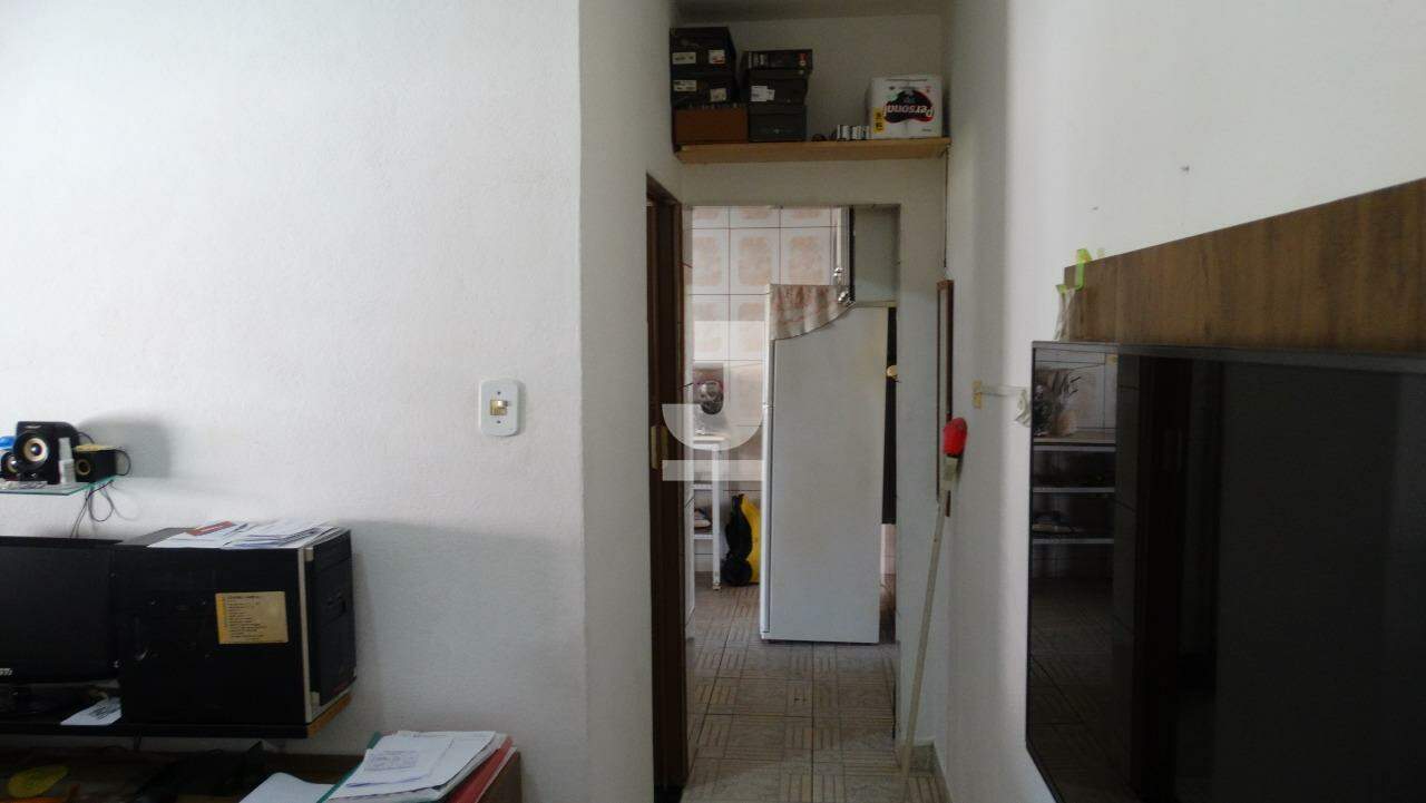 Casa à venda com 2 quartos, 60m² - Foto 21