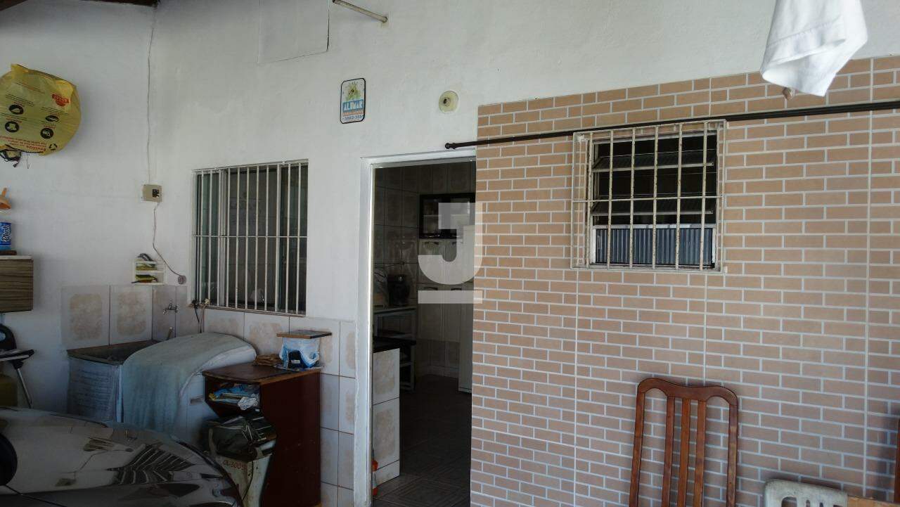 Casa à venda com 2 quartos, 60m² - Foto 10