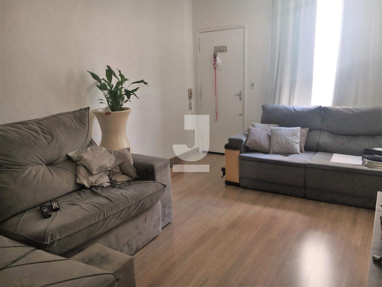 Apartamento à venda com 3 quartos, 83m² - Foto 2