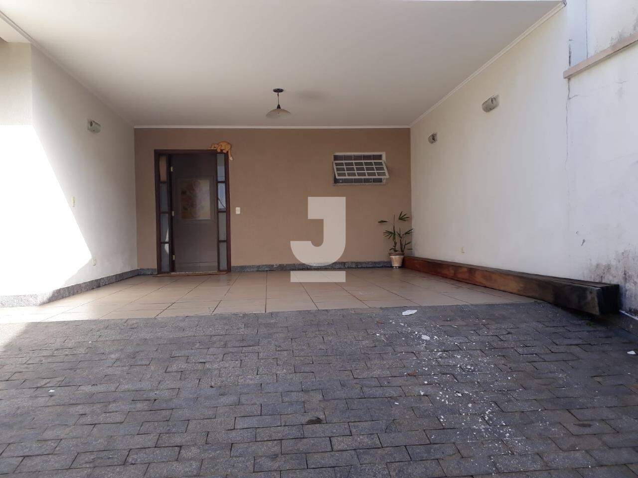 Casa à venda com 4 quartos, 310m² - Foto 5