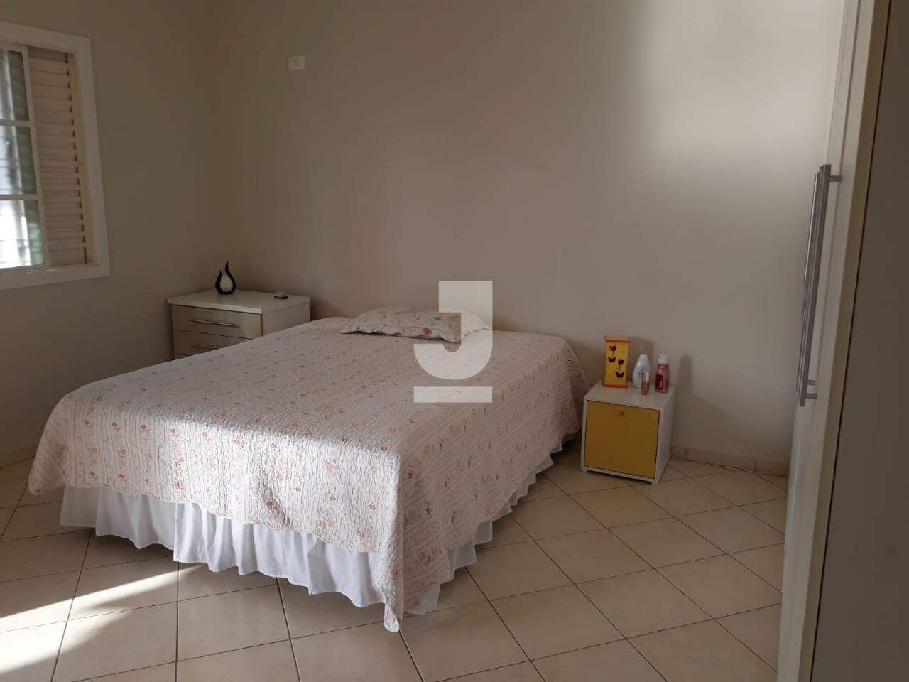 Casa à venda com 4 quartos, 310m² - Foto 22