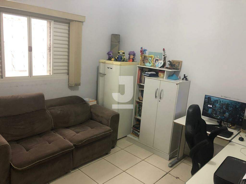 Casa à venda com 3 quartos, 120m² - Foto 2