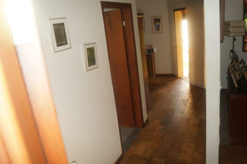 Casa de Condomínio à venda com 3 quartos, 240m² - Foto 26