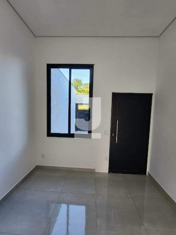 Casa à venda com 3 quartos, 80m² - Foto 2