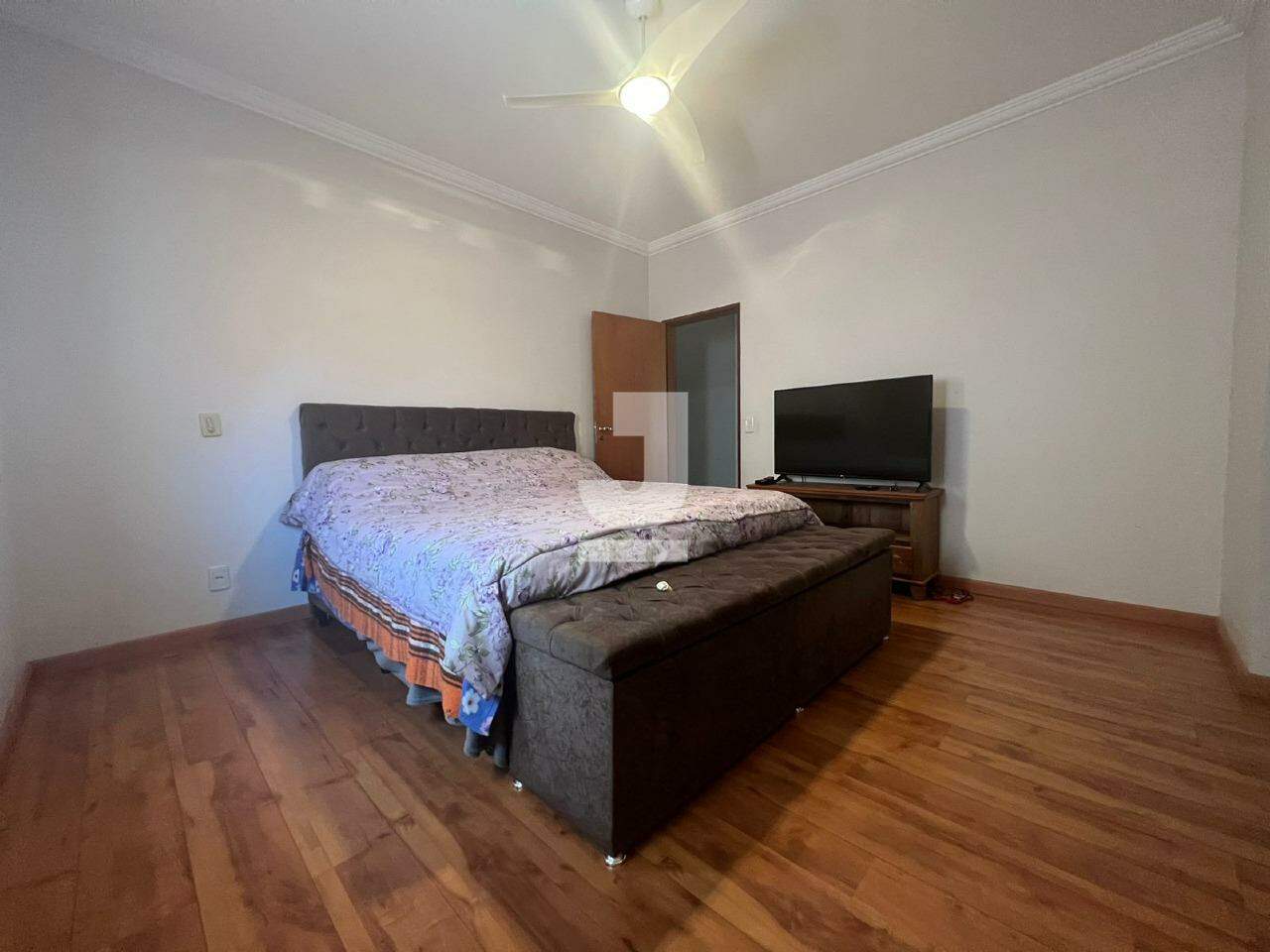 Casa de Condomínio à venda com 3 quartos, 420m² - Foto 39