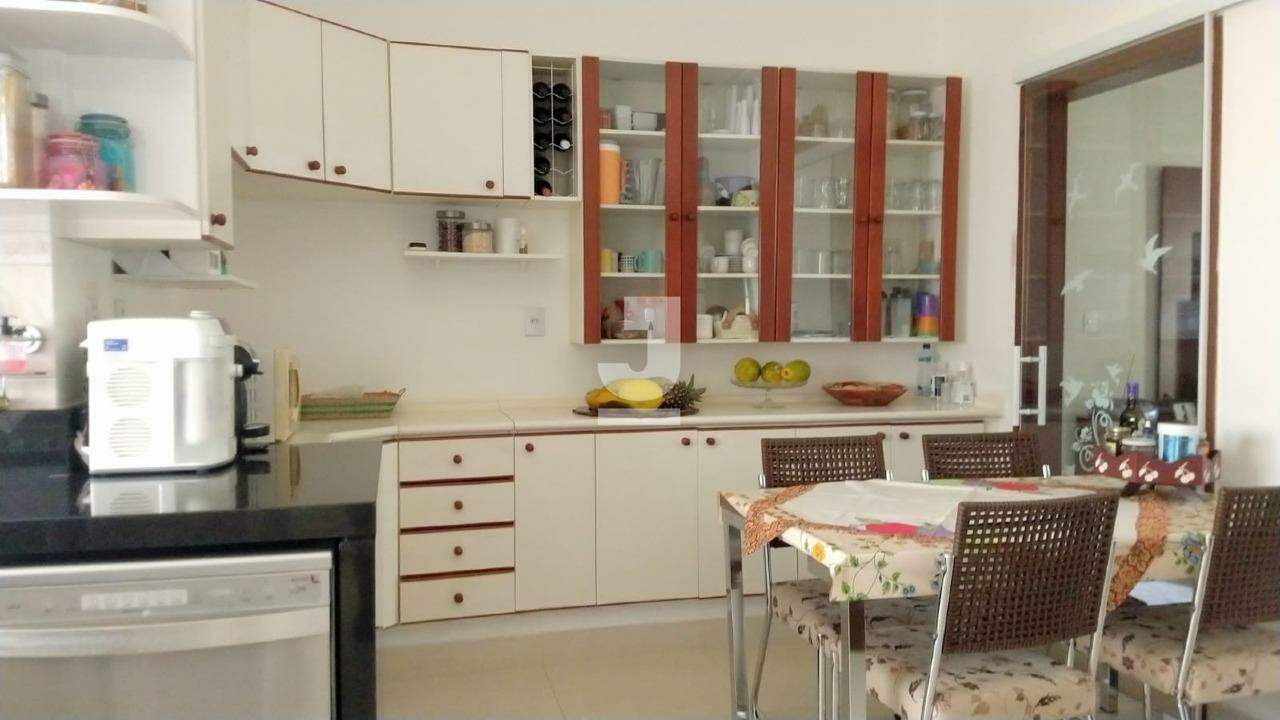 Casa de Condomínio à venda com 3 quartos, 311m² - Foto 6