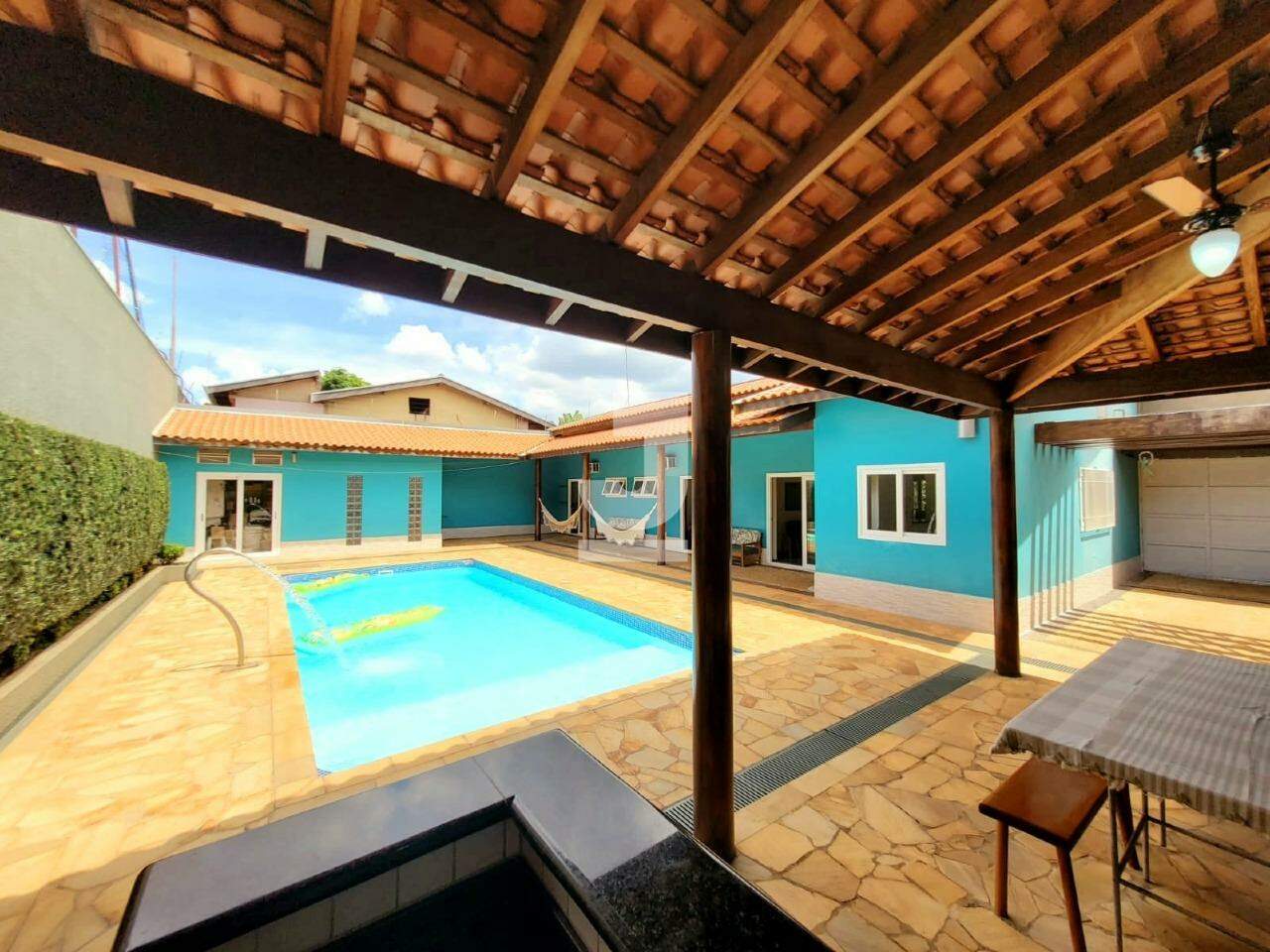 Fazenda à venda com 3 quartos, 310m² - Foto 4