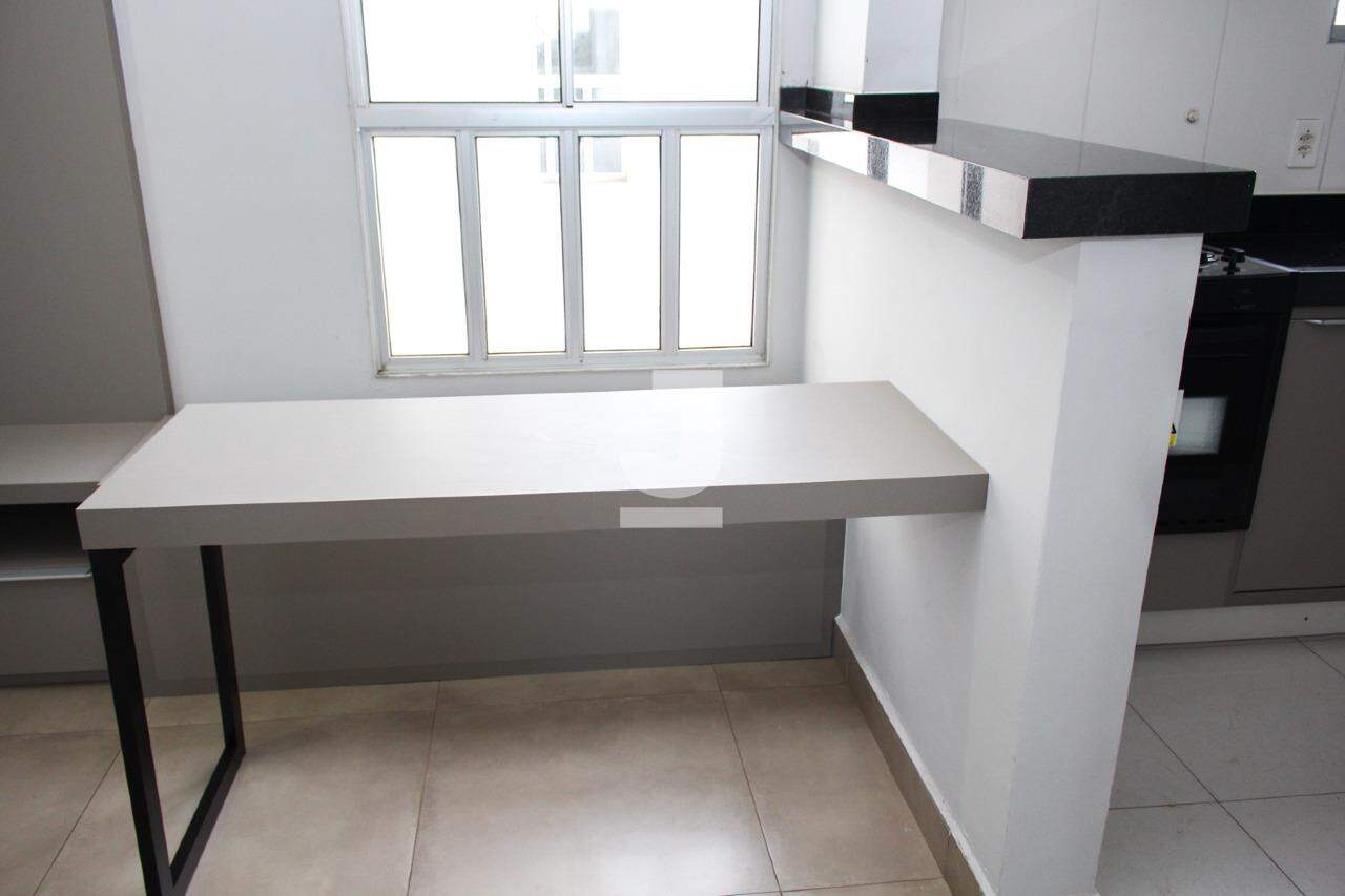 Apartamento à venda com 3 quartos, 47m² - Foto 8