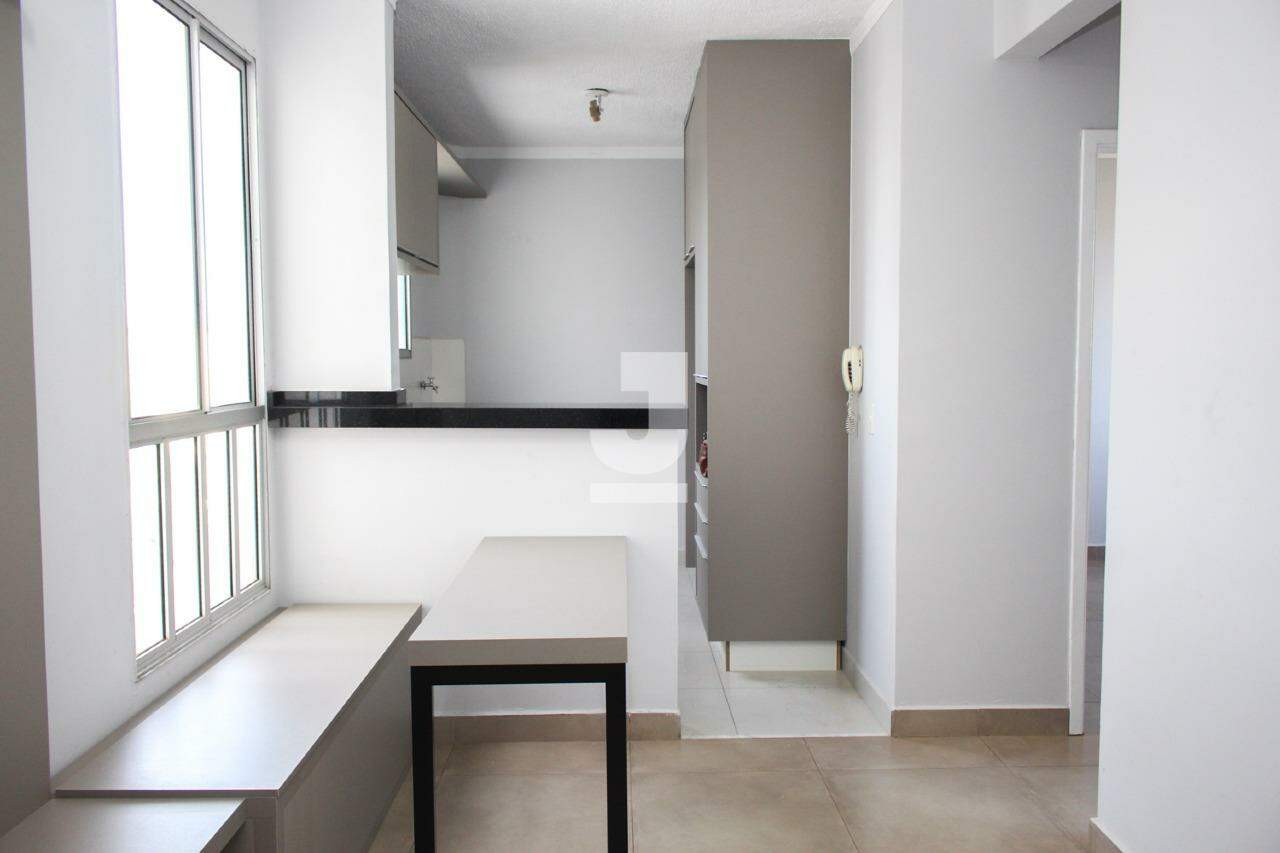 Apartamento à venda com 3 quartos, 47m² - Foto 4