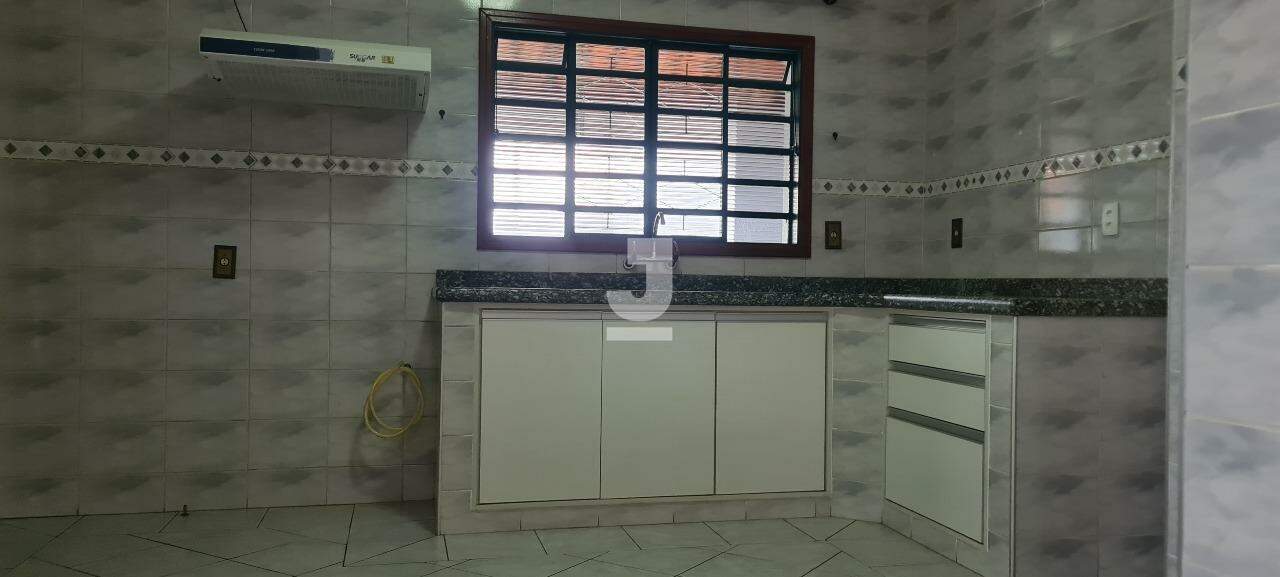 Casa à venda com 4 quartos, 198m² - Foto 13