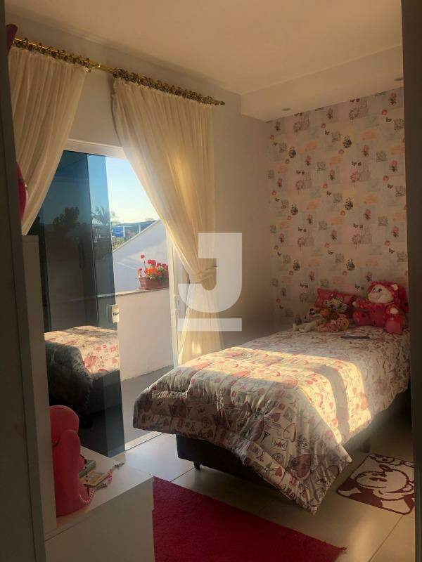 Casa à venda com 3 quartos, 114m² - Foto 11