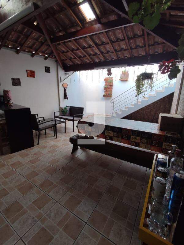 Casa à venda com 3 quartos, 114m² - Foto 20