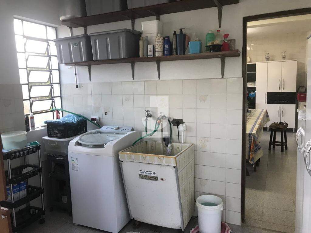 Fazenda à venda com 6 quartos, 650m² - Foto 9