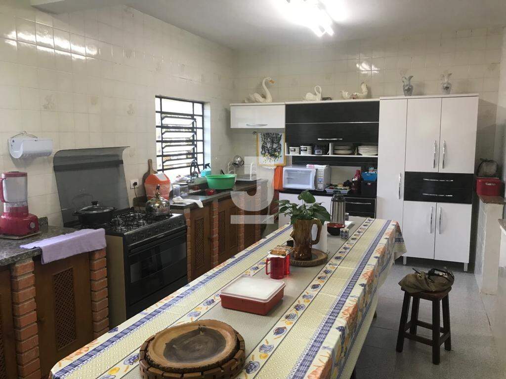 Fazenda à venda com 6 quartos, 650m² - Foto 43