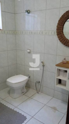 Casa à venda com 3 quartos, 210m² - Foto 9