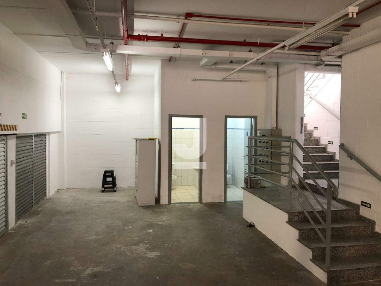 Depósito-Galpão-Armazém para alugar, 1500m² - Foto 9