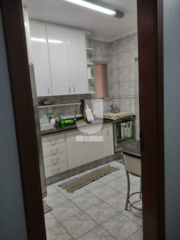 Apartamento à venda com 2 quartos, 79m² - Foto 3