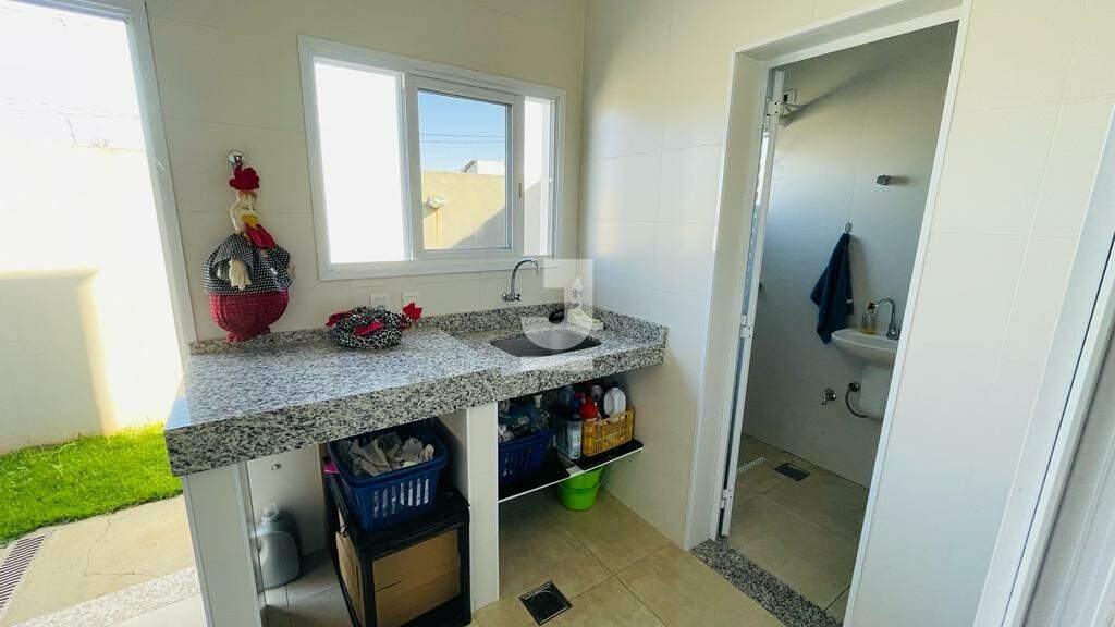 Casa de Condomínio à venda com 3 quartos, 210m² - Foto 7