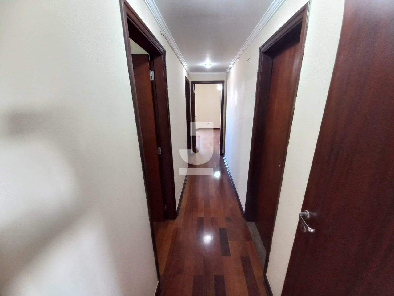 Apartamento à venda com 3 quartos, 152m² - Foto 9