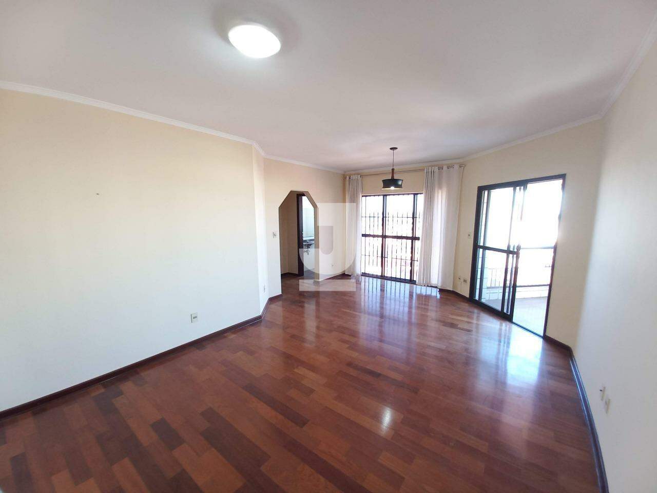 Apartamento à venda com 3 quartos, 152m² - Foto 1