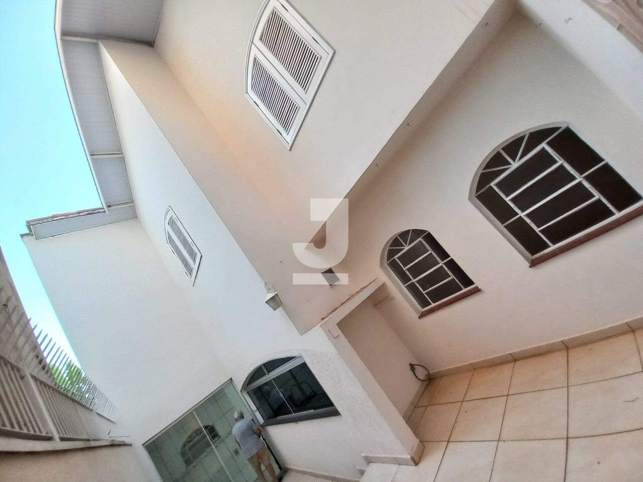 Casa à venda com 2 quartos, 380m² - Foto 32