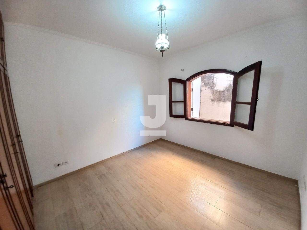 Casa à venda com 2 quartos, 380m² - Foto 25