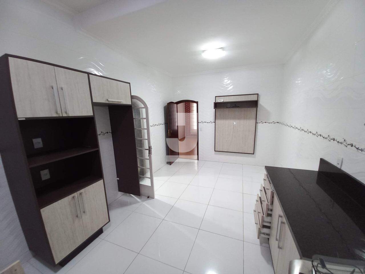 Casa à venda com 2 quartos, 380m² - Foto 14