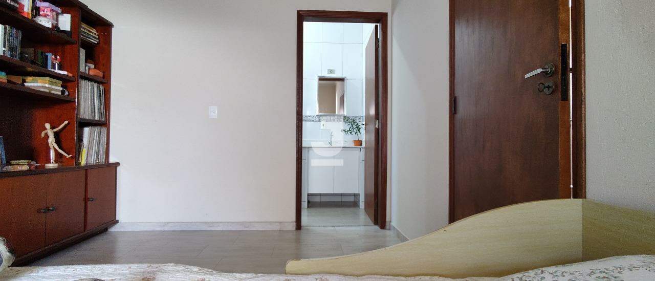 Casa à venda com 3 quartos, 204m² - Foto 12