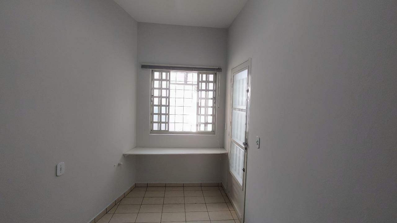 Casa à venda com 3 quartos, 204m² - Foto 25