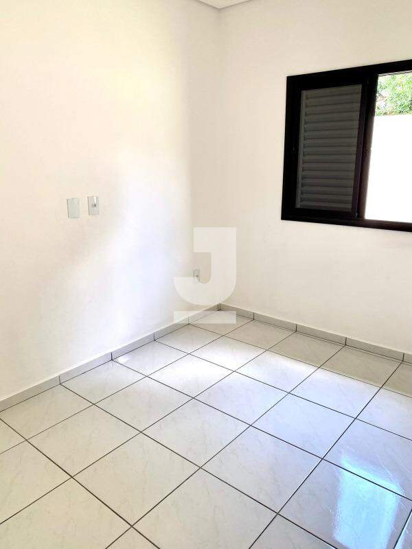 Casa à venda com 2 quartos, 60m² - Foto 14