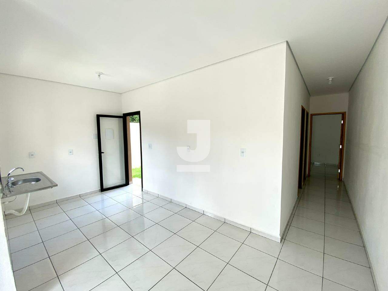 Casa à venda com 2 quartos, 60m² - Foto 8