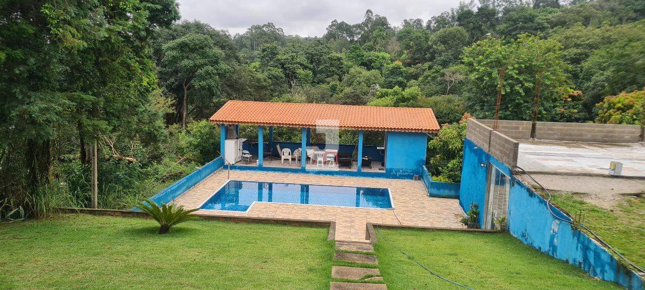 Fazenda à venda com 4 quartos, 100m² - Foto 1