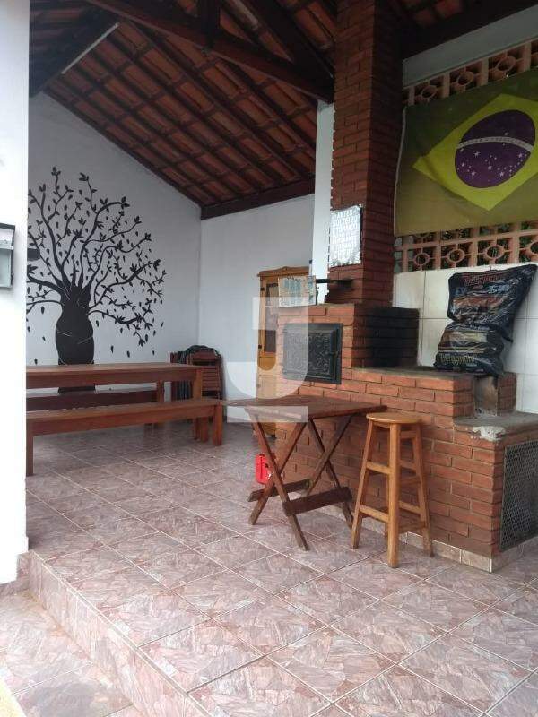 Fazenda à venda com 4 quartos, 395m² - Foto 2