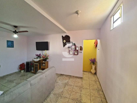 Casa à venda com 2 quartos, 160m² - Foto 11